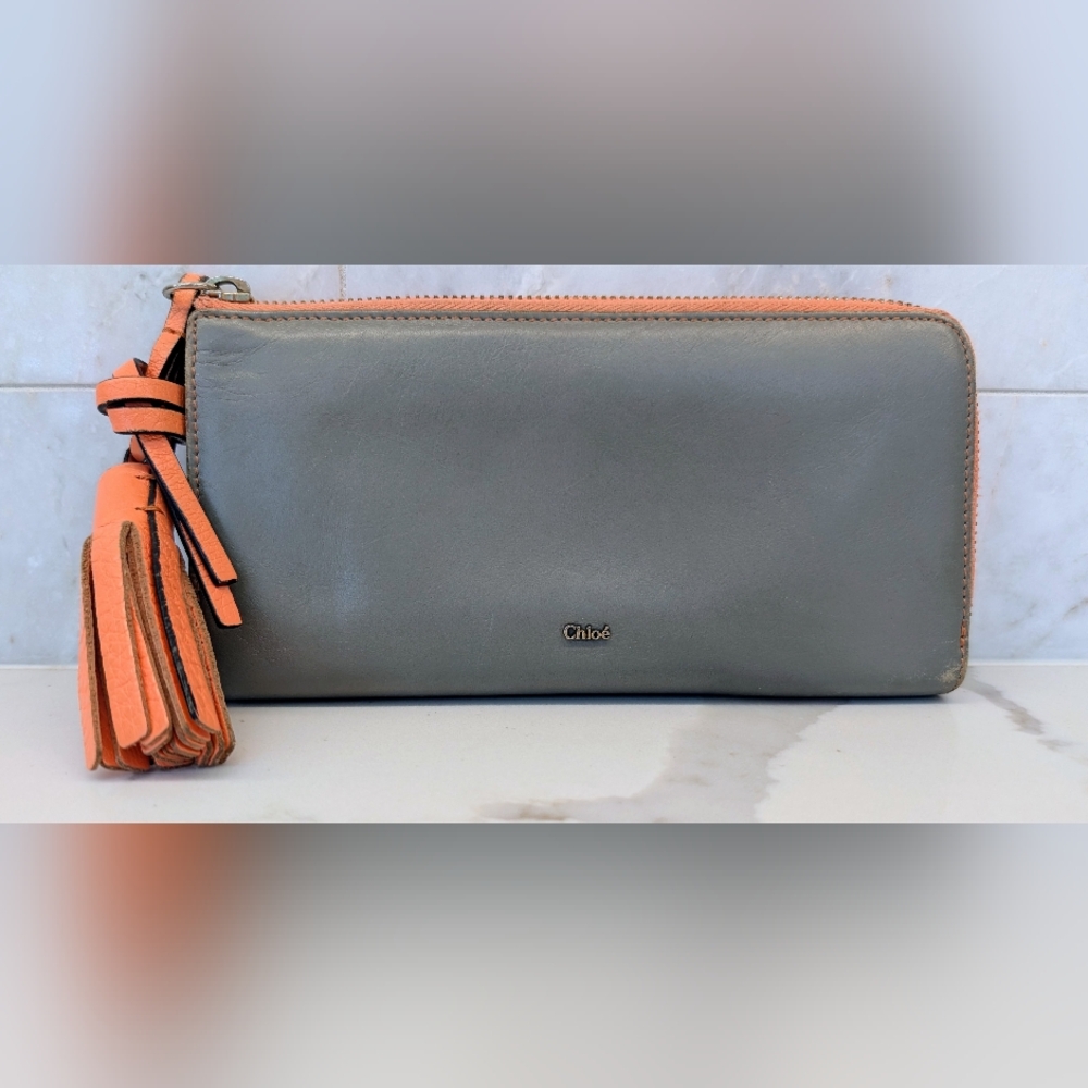 Chloé Gray Leather Wallet